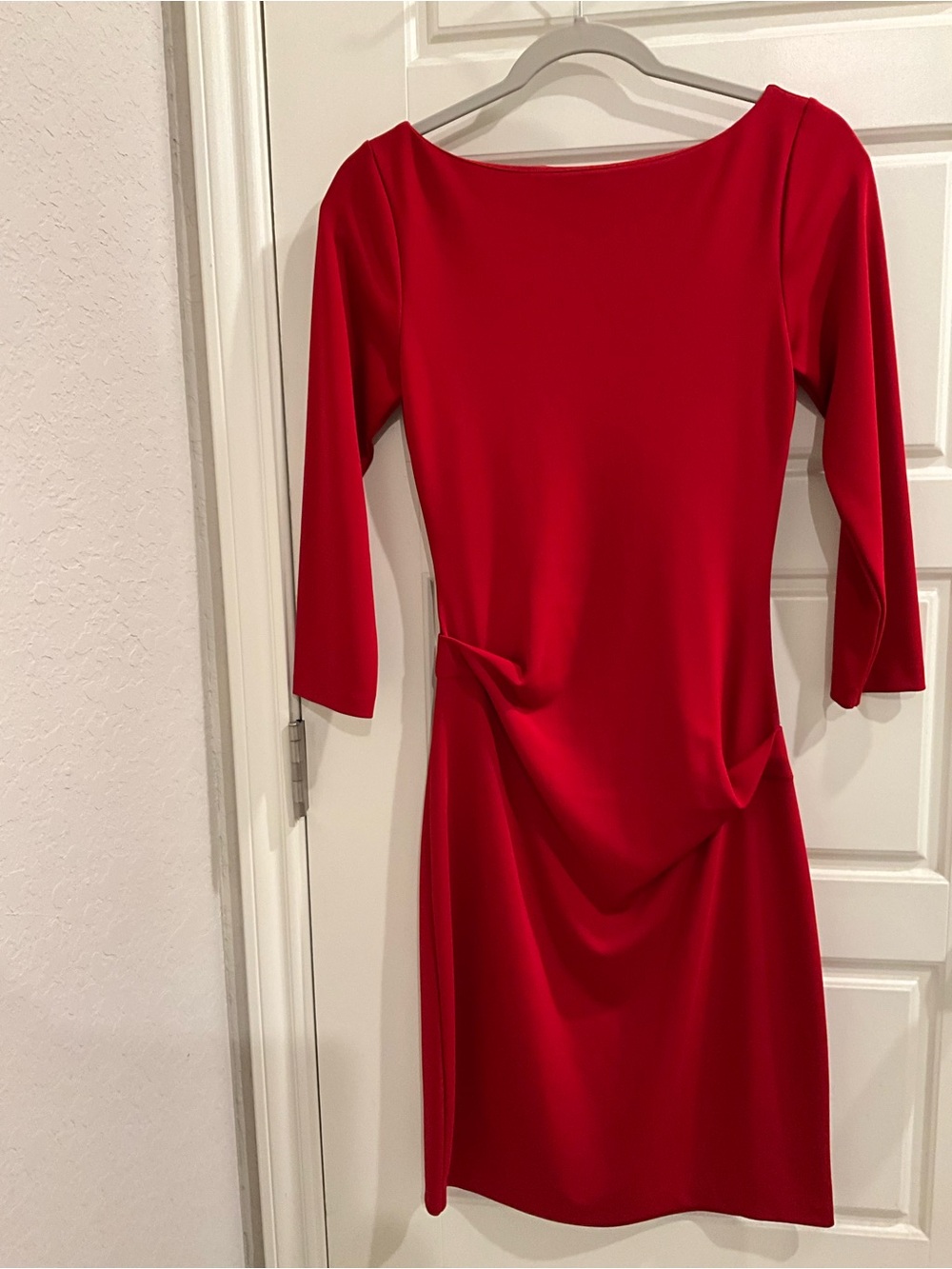Women's Red Boatneck Sheath Dress